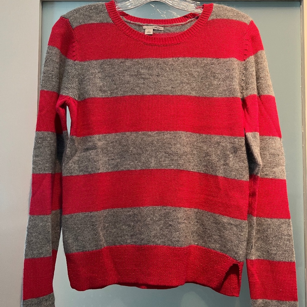 Like New - Halogen Women's Striped Sweater